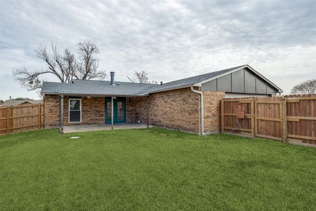 1913 Northwind Court, Garland, TX 75040