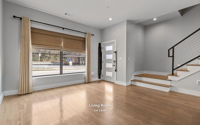 157 Woodland Avenue, Chattanooga, TN 37405