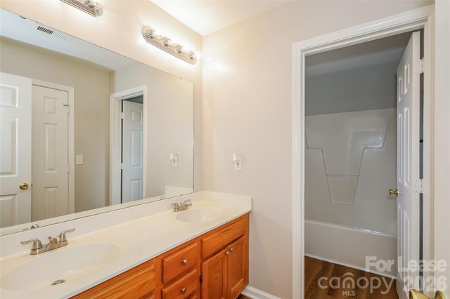 7314 Mapleridge Drive, Charlotte, NC 28210
