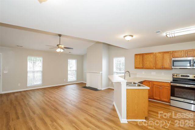 7314 Mapleridge Drive, Charlotte, NC 28210