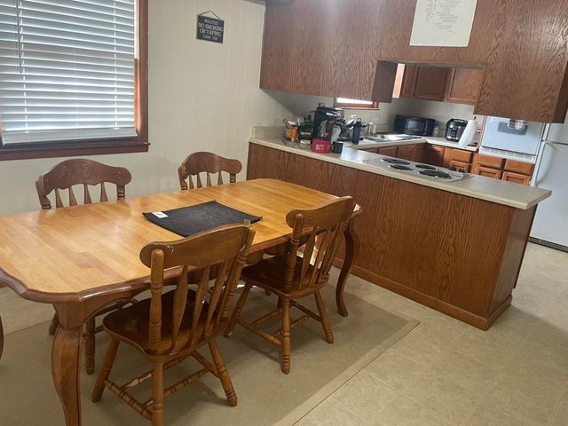 82 West Main Street, Melbourne, AR 72556