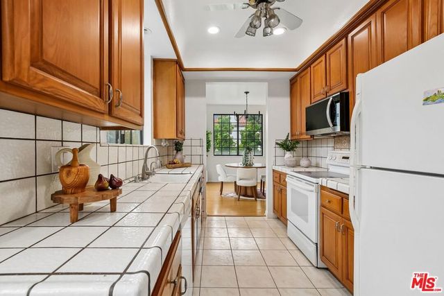 311 Bora Bora Way 3204, Marina Del Rey, CA 90292