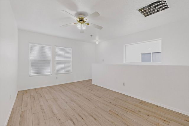 4247 Altura Vista Lane NE, Albuquerque, NM 87110