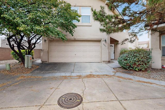 4247 Altura Vista Lane NE, Albuquerque, NM 87110