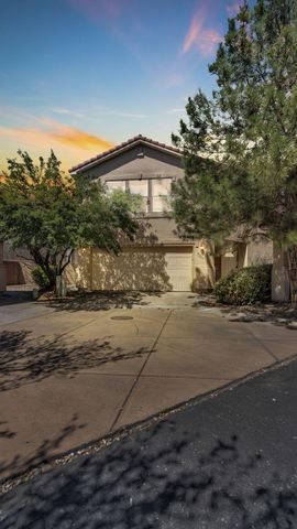 4247 Altura Vista Lane NE, Albuquerque, NM 87110