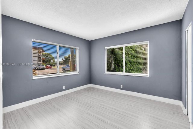 101 SE 6th Ave 1, Pompano Beach, FL 33060