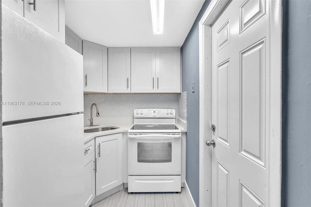 101 SE 6th Ave 1, Pompano Beach, FL 33060