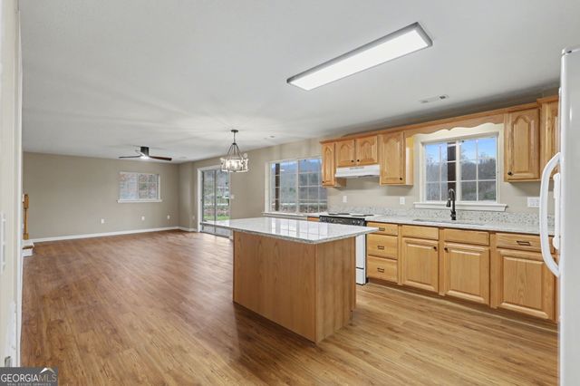 97 Kilmoore Lane, Hayesville, NC 28904