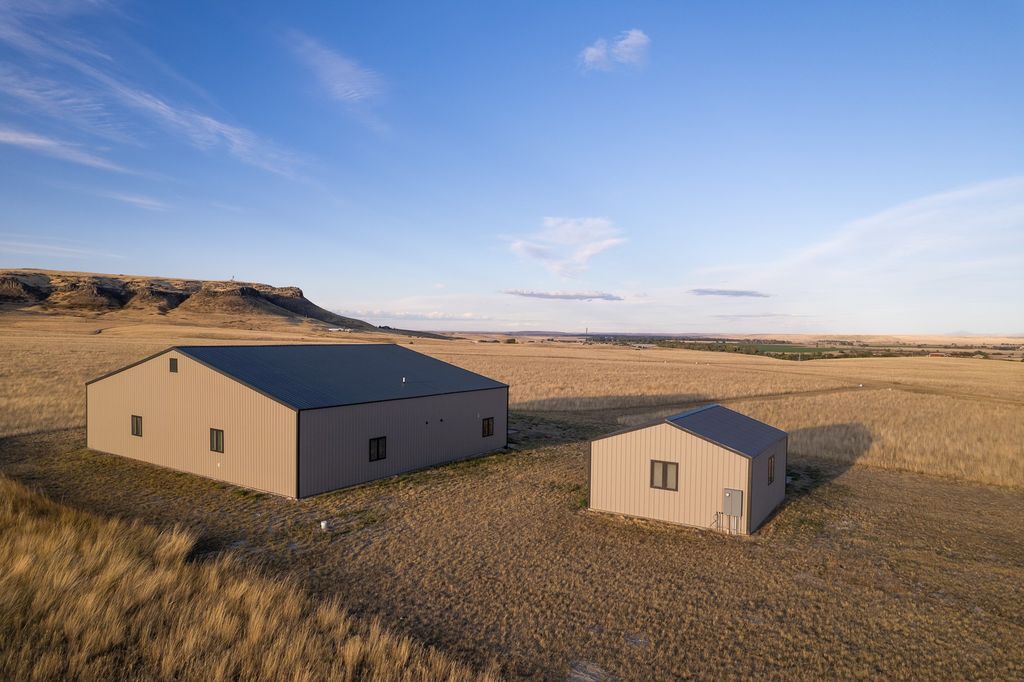 42 Knapp Creek Lane, Cascade, MT 59421