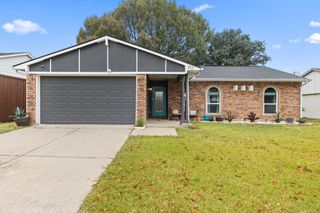711 Sunny Slope Drive, Allen, TX 75002