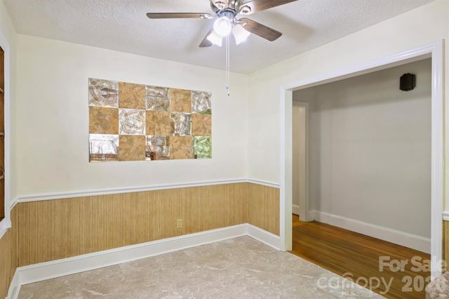 2134 Bromwich Road, Charlotte, NC 28208