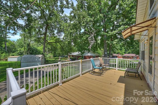 2134 Bromwich Road, Charlotte, NC 28208