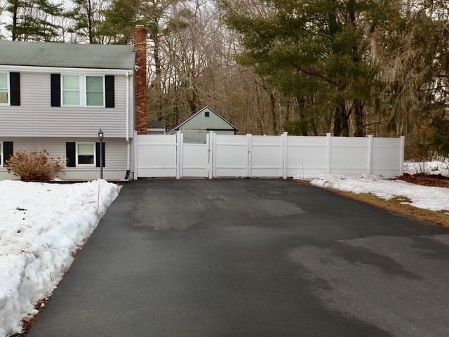 54 Ann Street, Raynham, MA 02766