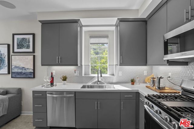 205 Niebla Lane, Mission Viejo, CA 92692