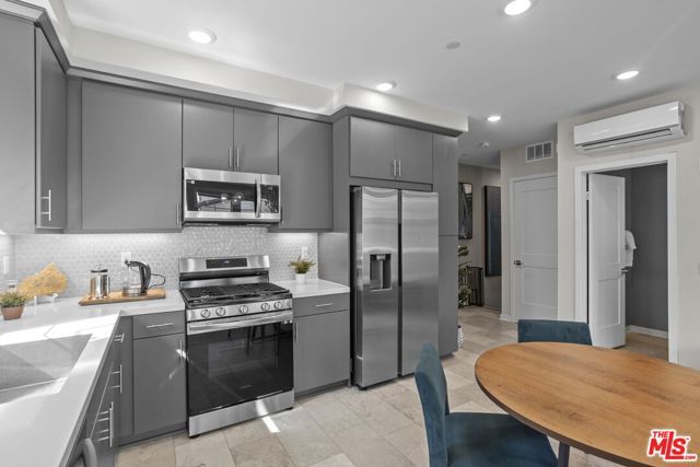 205 Niebla Lane, Mission Viejo, CA 92692