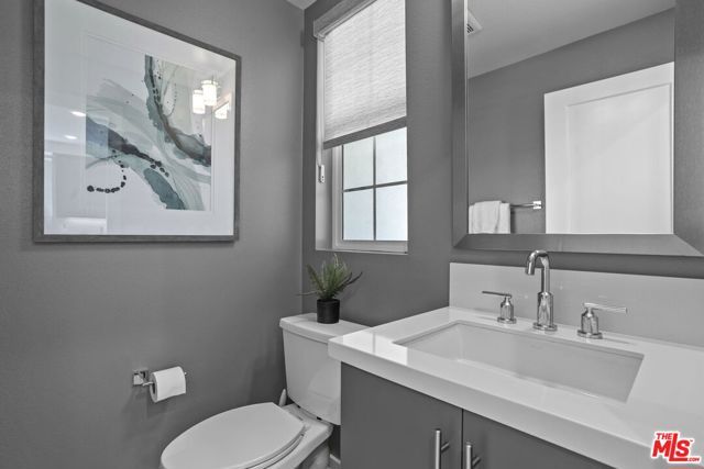 205 Niebla Lane, Mission Viejo, CA 92692