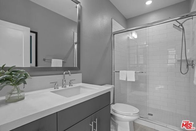 205 Niebla Lane, Mission Viejo, CA 92692