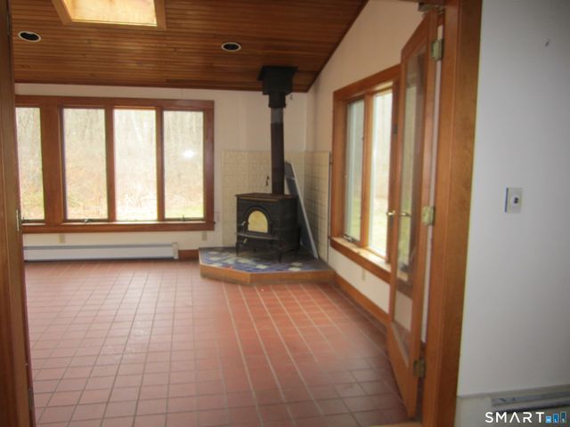 340 Hanks Hill Road, Mansfield, CT 06268