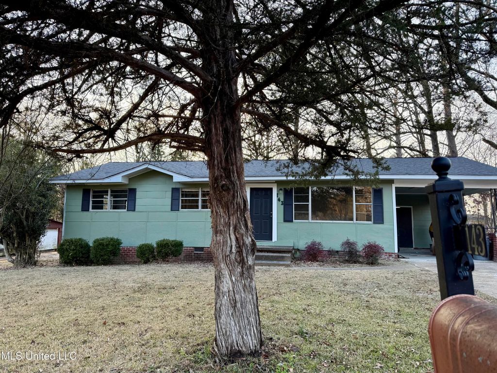 143 Pemberton Drive, Pearl, MS 39208