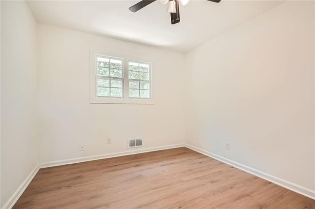 895 Kings Grant Drive NW, Atlanta, GA 30318