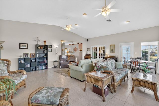 24821 PINE HILL, Leesburg, FL 34748