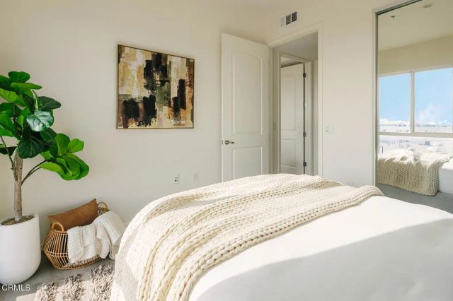 124 W Colorado Street 405, Glendale, CA 91204