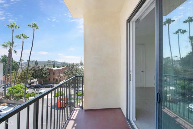 124 W Colorado Street 405, Glendale, CA 91204
