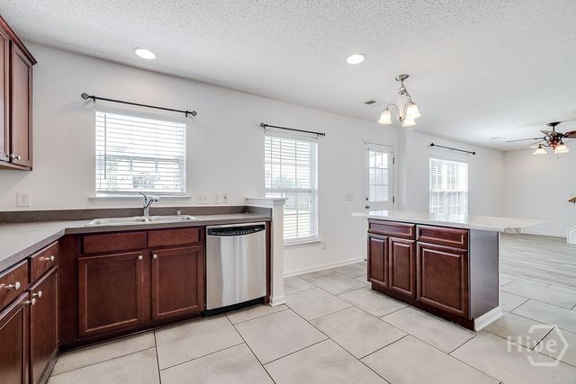 301 Southwilde Way, Pooler, GA 31322