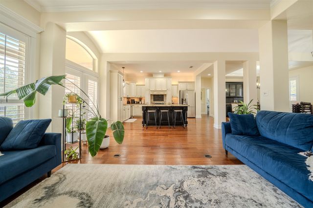 408 Gifford Ave, Daingerfield, TX 75638