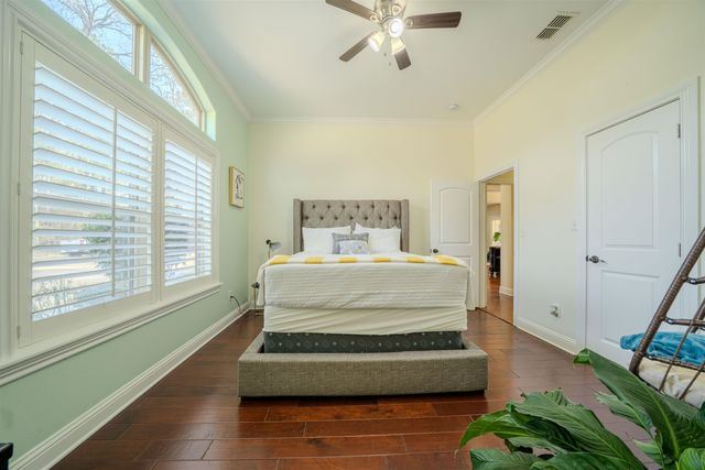 408 Gifford Ave, Daingerfield, TX 75638