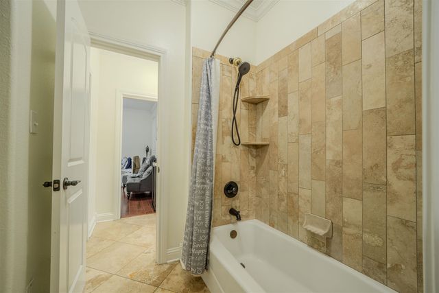 408 Gifford Ave, Daingerfield, TX 75638