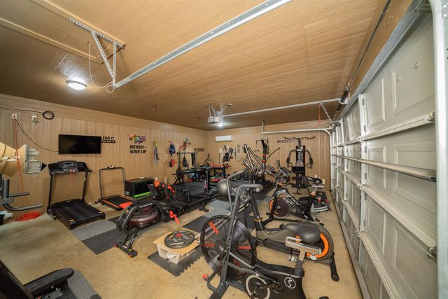 408 Gifford Ave, Daingerfield, TX 75638