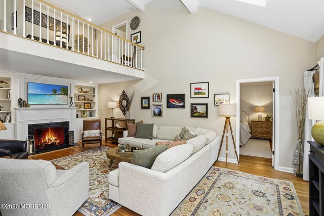 5 Berkeley Square, Brielle, NJ 08730