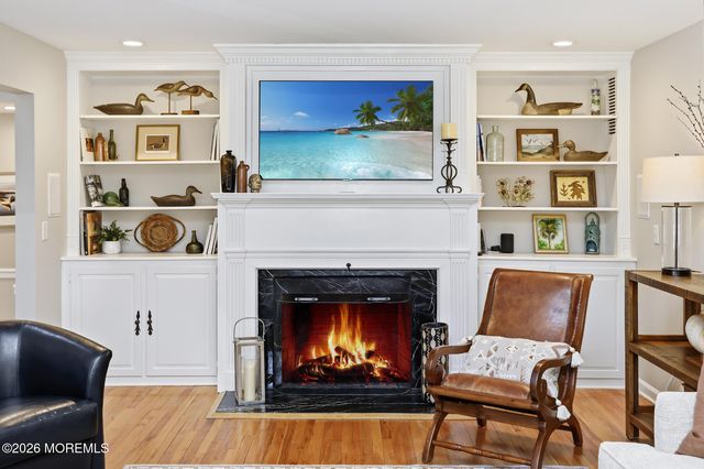 5 Berkeley Square, Brielle, NJ 08730