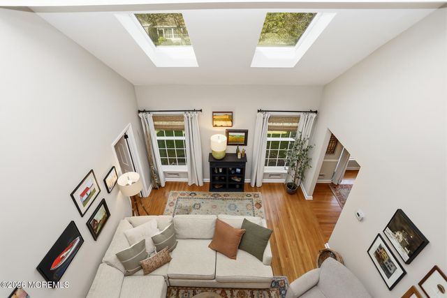 5 Berkeley Square, Brielle, NJ 08730