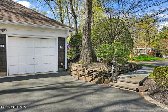 5 Berkeley Square, Brielle, NJ 08730