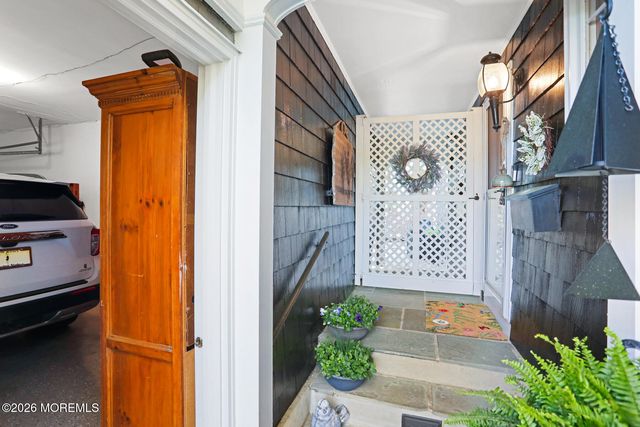 5 Berkeley Square, Brielle, NJ 08730