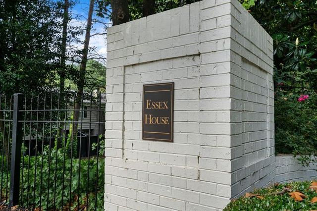 3689 Essex Avenue, Atlanta, GA 30339