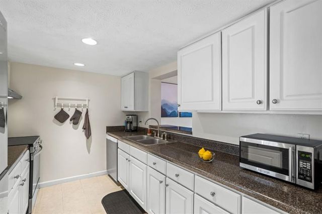 3689 Essex Avenue, Atlanta, GA 30339
