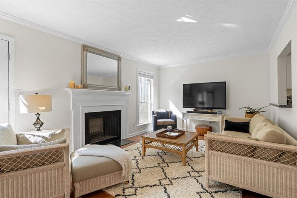 3689 Essex Avenue, Atlanta, GA 30339