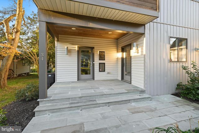 34 JOHNSON RD, Pasadena, MD 21122