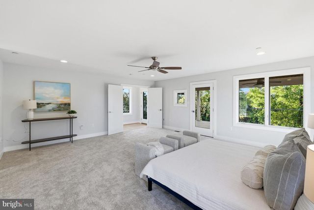 34 JOHNSON RD, Pasadena, MD 21122