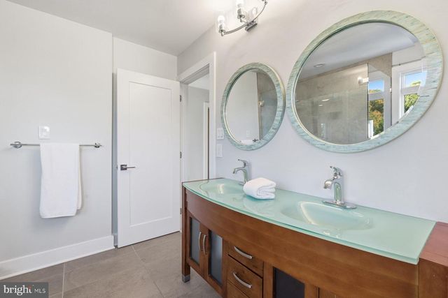 34 JOHNSON RD, Pasadena, MD 21122