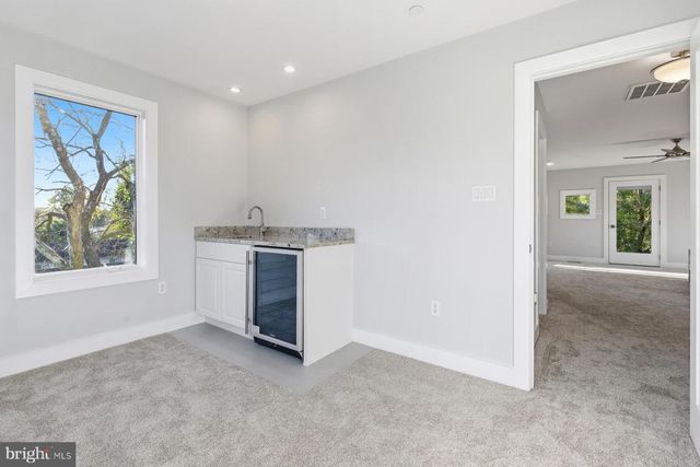 34 JOHNSON RD, Pasadena, MD 21122