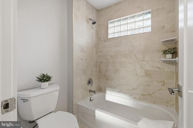 34 JOHNSON RD, Pasadena, MD 21122