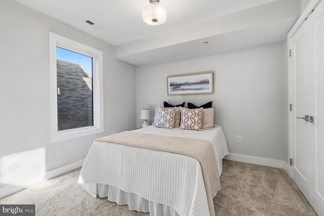 34 JOHNSON RD, Pasadena, MD 21122