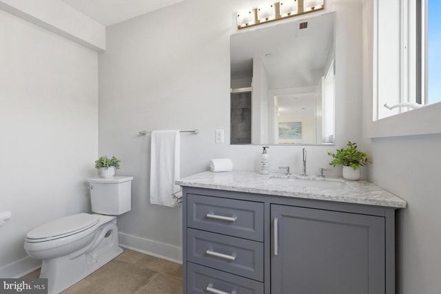 34 JOHNSON RD, Pasadena, MD 21122