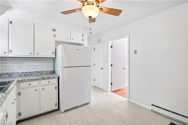 892 Don Rett CIR, Newport News, VA 23608
