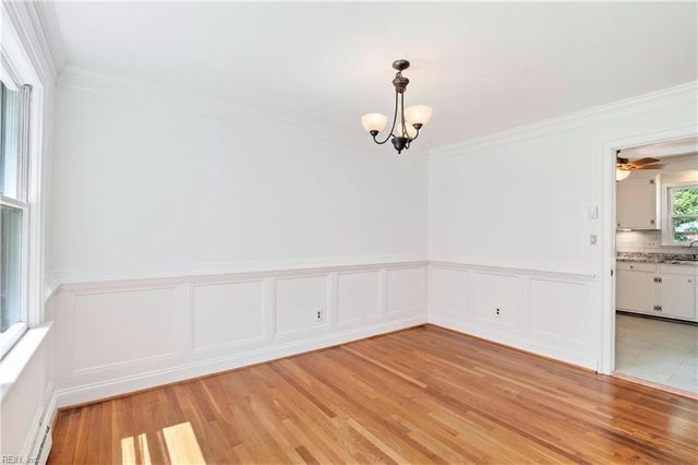 892 Don Rett CIR, Newport News, VA 23608