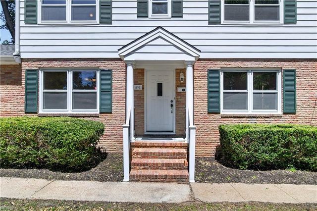 892 Don Rett CIR, Newport News, VA 23608